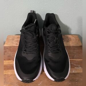Men's Black Athletic Shoes